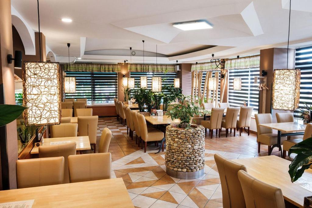 Mp Hotel ซนอยโม ภายนอก รูปภาพ